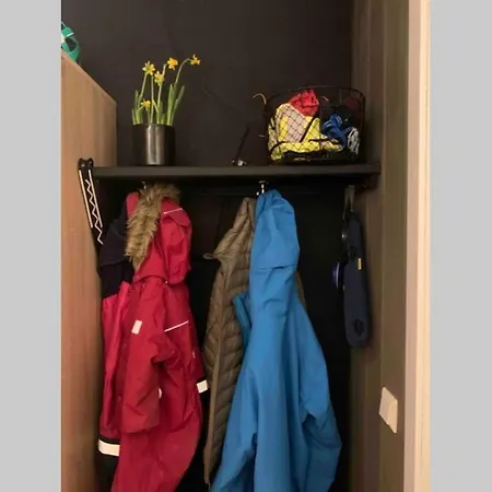 Daire Super Sentral, Flott Og Solrik I Sentrum