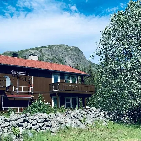 Super Sentral, Flott Og Solrik I Sentrum Leilighet