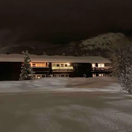 Super Sentral, Flott Og Solrik I Sentrum Hemsedal